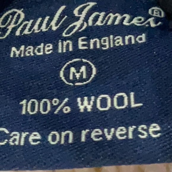 Paul James made in England 100% soft wool off the shoulder jumper sweater - Picture 3 of 4